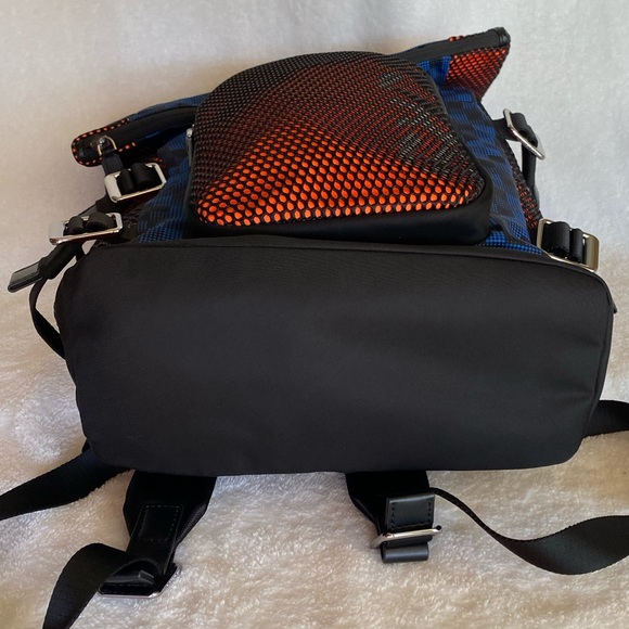 SOLD! NWT Michael Kors Kent Roll Top Mesh Backpack - Picture 5 of 15